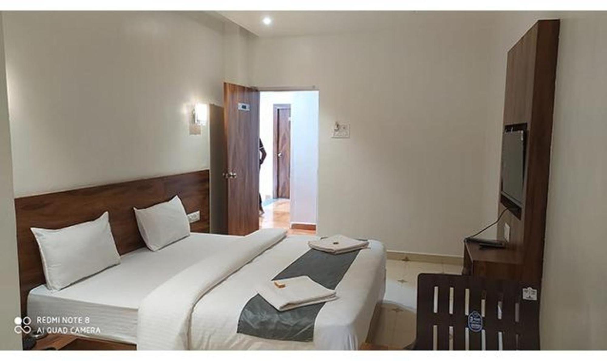 Fabhotel Omkar Pride 浦那 外观 照片