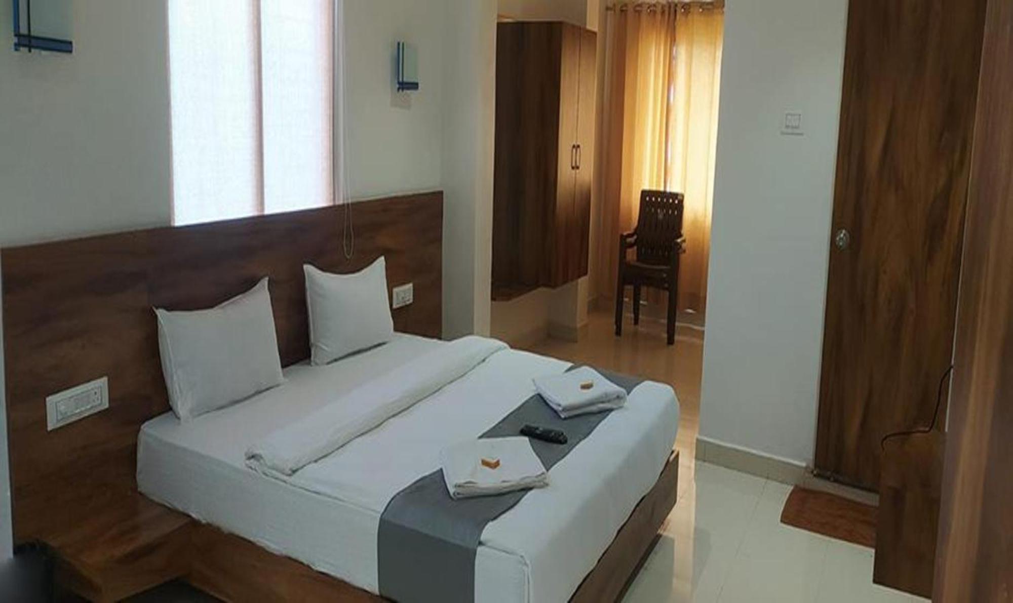 Fabhotel Omkar Pride 浦那 外观 照片